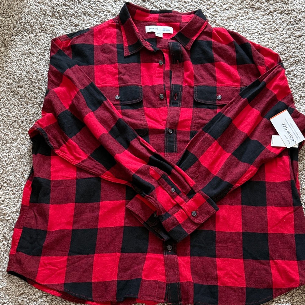 Old Navy Red and Black Plaid Men's Shirt